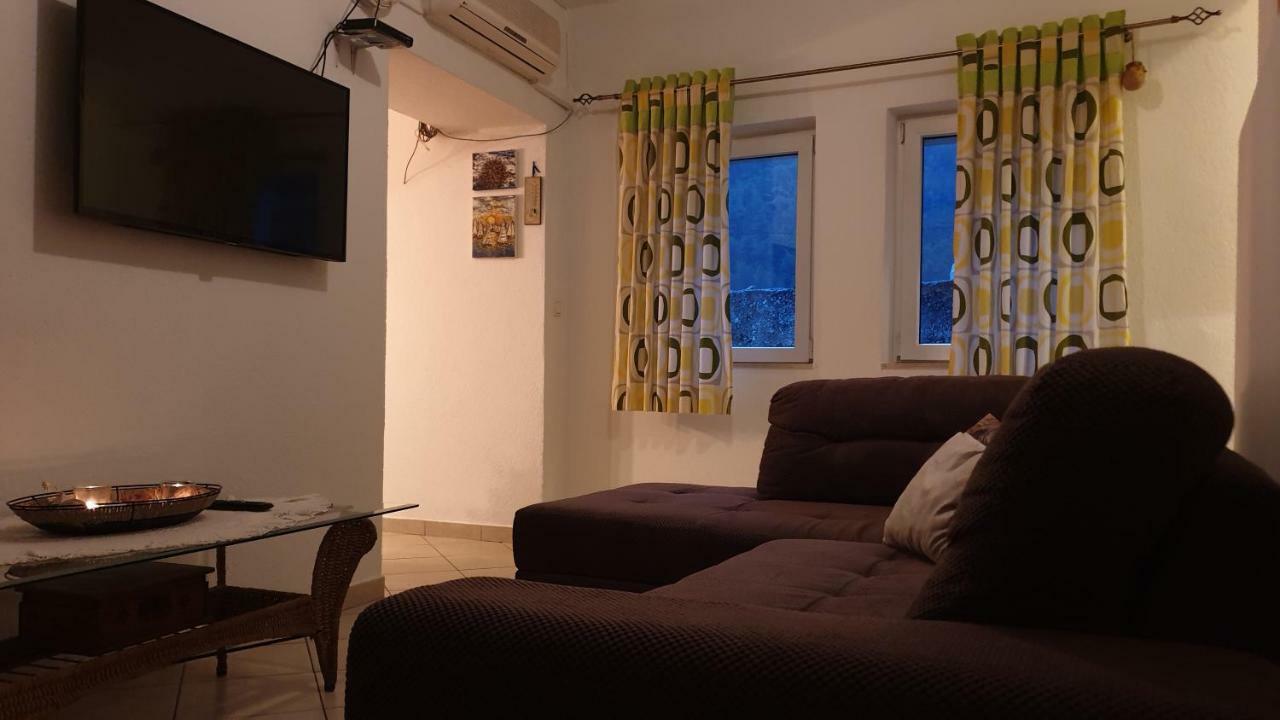 Apartman Biserka Pitve Zewnętrze zdjęcie